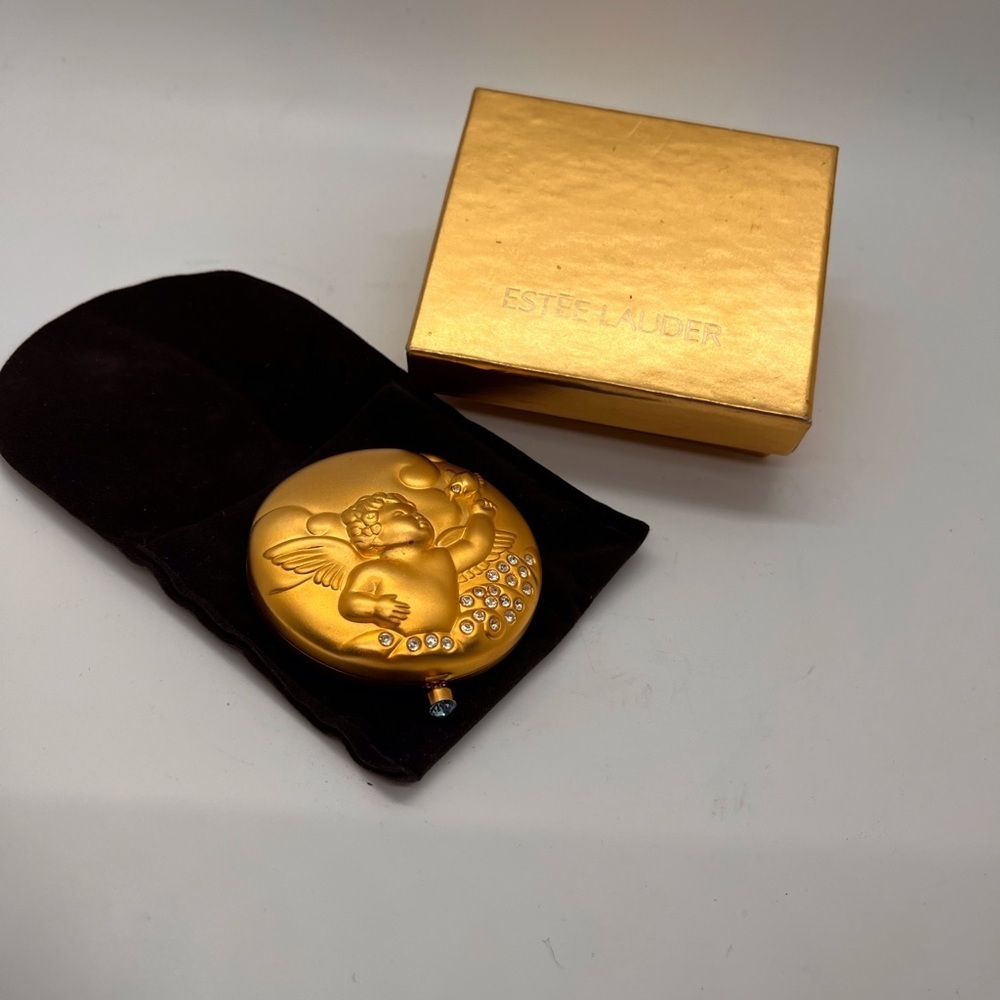 Estée Lauder ‘March’ Angel Compact Lucidity Transparent 06 pressed powder. - Picture 5 of 14